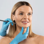 Zabieg liftingu szyi – Chirurgia plastyczna Wrocław.