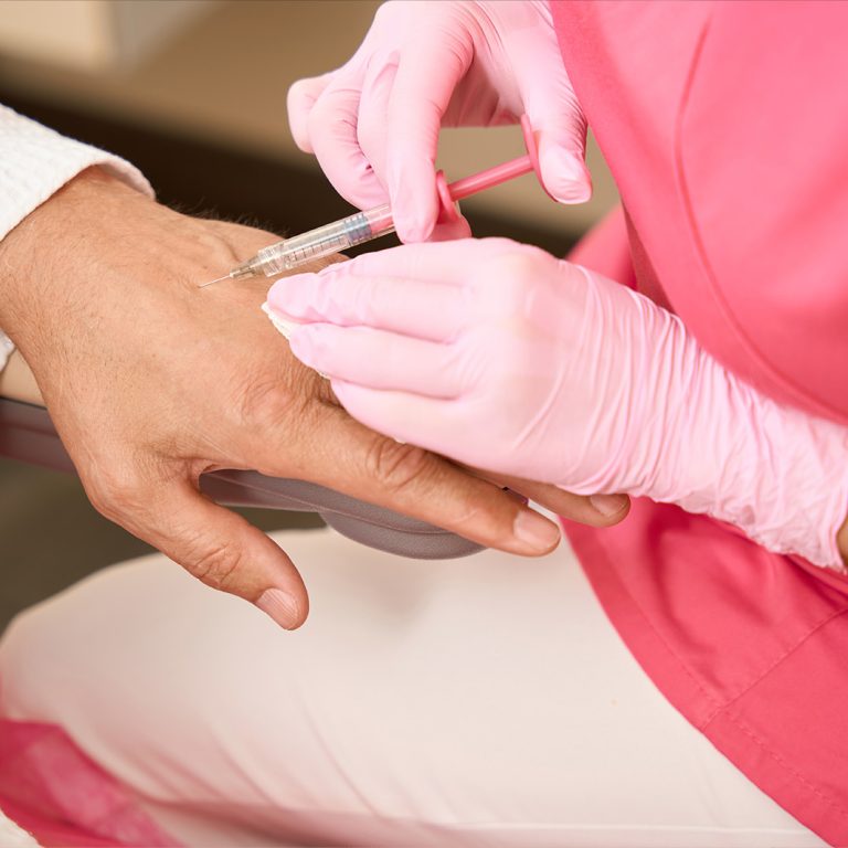 ortopedia-wroclaw-operacja-palca-strzelajacego-1